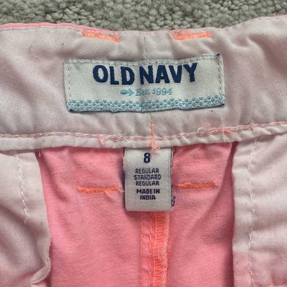 Chino shorts in a pink dye wash! - Picture 2 of 4
